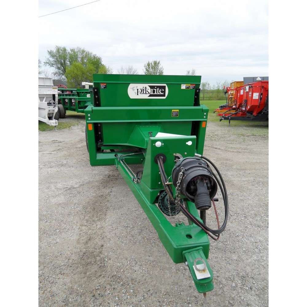 2018 Pik Rite HydraRam HR250 Vertical Beater Manure Spreader Helmuth
