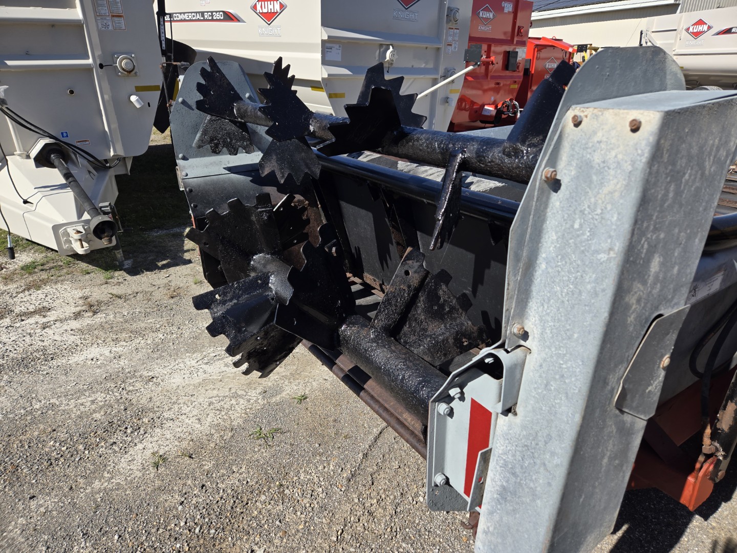 HesstonS320HN2018 (9) (Large)